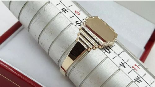 MEN'S 1940 ART DECO HEXAGONAL 9CT GOLD SIGNET RING - ADDITIONAL PHOTO 7