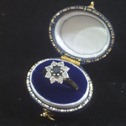 1940S50S SNOWFLAKE SAPPHIRE DIAMOND HALO ON 9CT GOLD RING SIZE N - ADDITIONAL PHOTO 17