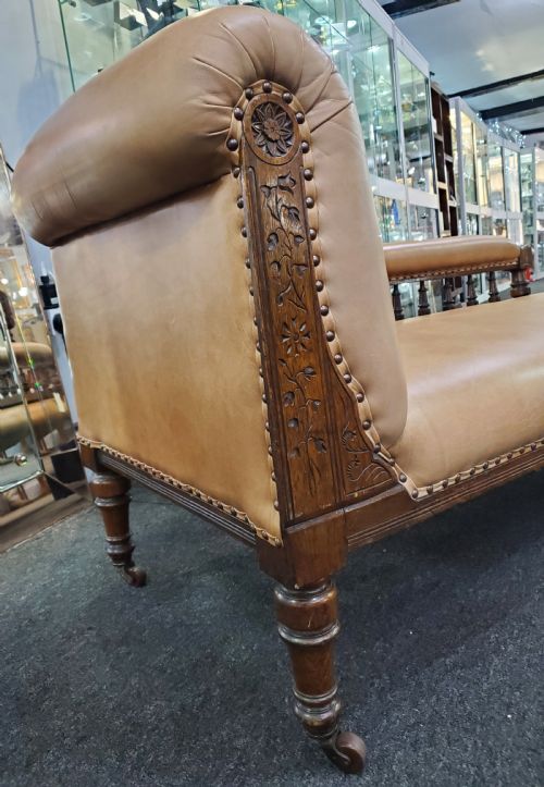 VICTORIAN LEATHER CHAISE LONGUE C1880 - ADDITIONAL PHOTO 4