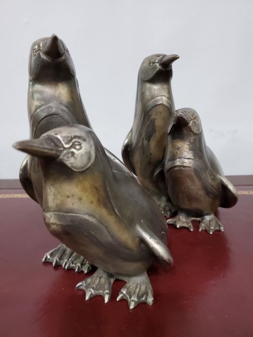 FAMILY OF ART DECO PENGUINS C1920S - ADDITIONAL PHOTO 3