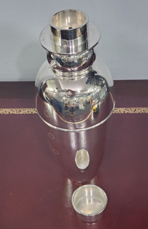 ART DECO SILVER PLATED SNOWMAN COCKTAIL SHAKER C1930 - ADDITIONAL PHOTO 5