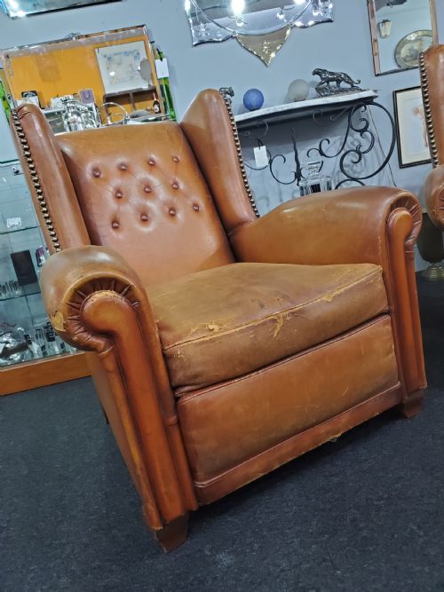 PAIR OF FRENCH ART DECO WING BACK LEATHER CLUB CHAIRS C1920 - ADDITIONAL PHOTO 3