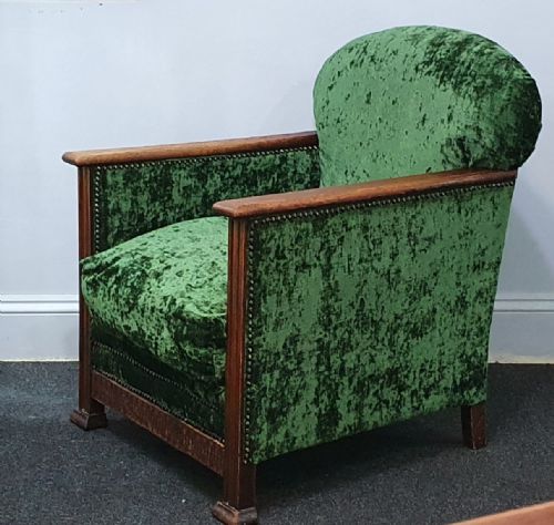 EDWARDIAN OAK ARMCHAIR WITH CRUSHED GREEN VELVET UPHOLSTERY C1910 - ADDITIONAL PHOTO 2