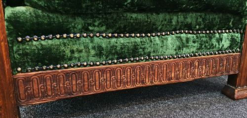 EDWARDIAN OAK ARMCHAIR WITH CRUSHED GREEN VELVET UPHOLSTERY C1910 - ADDITIONAL PHOTO 7