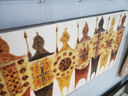 GEORGE SPENCE KNIGHTS 115CM CONTOURED OIL ON BOARD - ADDITIONAL PHOTO 3