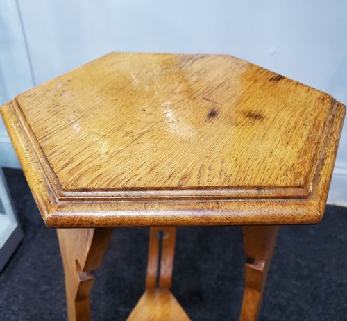 ARTS AND CRAFTS HONEY OAK SIDE TABLE C1890 - ADDITIONAL PHOTO 1