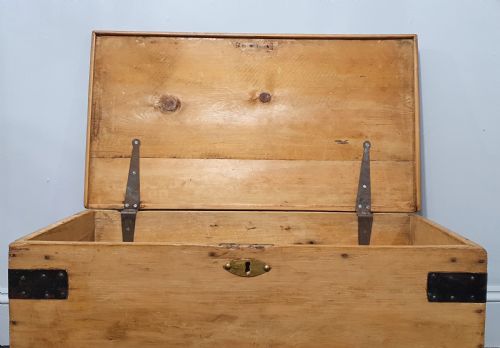 VICTORIAN PINE CHEST BLANKET BOX TV STAND COFFEE TABLE 19TH CENTURY - ADDITIONAL PHOTO 5