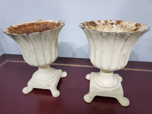 pair of small french fluted garden planters 19th century - CATEGORY: ANTIQUE MISCELLANEOUS - DATED 19TH CENTURY