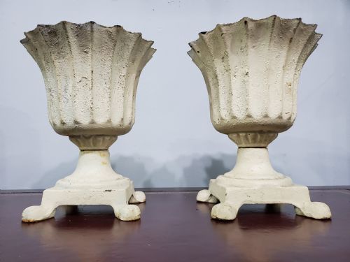 PAIR OF SMALL FRENCH FLUTED GARDEN PLANTERS 19TH CENTURY - ADDITIONAL PHOTO 3