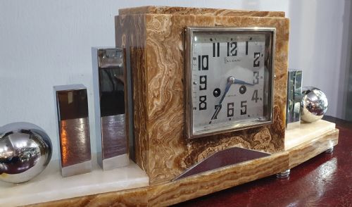 FRENCH ART DECO MARBLE MANTLE CLOCK MODERNIST STYLE C1930 - ADDITIONAL PHOTO 3