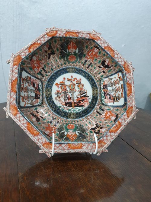 RARE EDO PERIOD OCTAGONAL IMARI DISH - ADDITIONAL PHOTO 9
