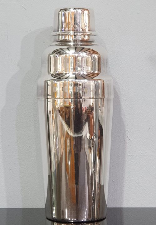 christofle art deco silver plated cocktail shaker - CATEGORY: ANTIQUE SILVER - DATED 1930
