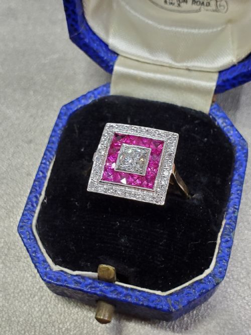 ART DECO OLD CUT DIAMOND FRENCH CUT RUBY 18CT CLUSTER RING SIZE N C1930 - ADDITIONAL PHOTO 1