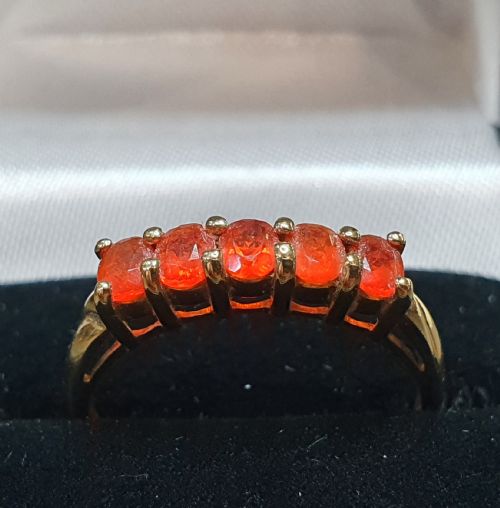 vintage fire opals 9ct gold ring size p 12 - CATEGORY: ANTIQUE JEWELLERY - DATED LATER THAN 1960