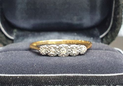 ART DECO ERA TIFFANY CO PLATINUM SET 5 STONE DIAMOND ON 18CT GOLD RING P12 C1930 - ADDITIONAL PHOTO 2