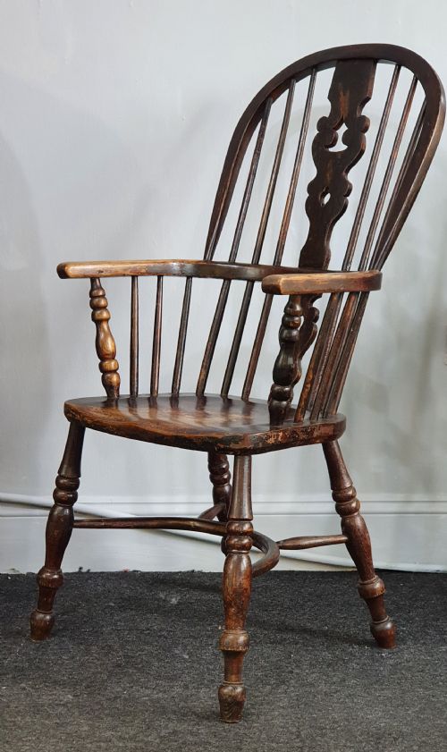 HIGH HOOP BACK ASH WINDSOR ARMCHAIR MID 19TH CENTURY - ADDITIONAL PHOTO 3