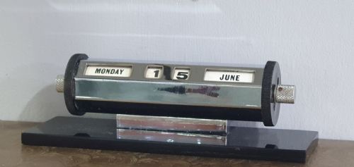ART DECO PERPETUAL CHROME DESK CALENDAR C1930 - ADDITIONAL PHOTO 3