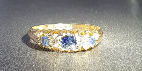 EDWARDIAN 033CT SAPPHIRE DIAMOND 5 STONE 18CT GOLD RING SIZE P - ADDITIONAL PHOTO 4