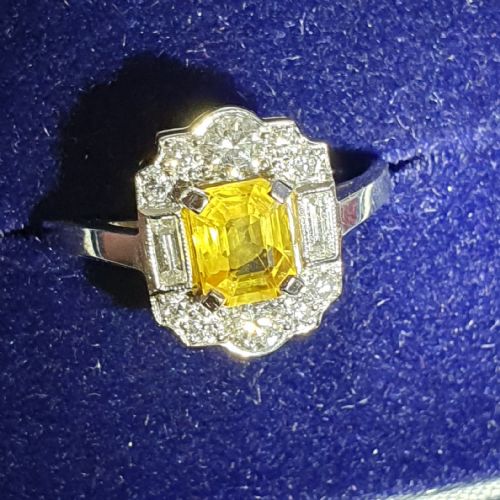 ART DECO PLATINUM YELLOW SAPPHIRE BAGUETTE DIAMOND 1930S RING SIZE N12 - ADDITIONAL PHOTO 1