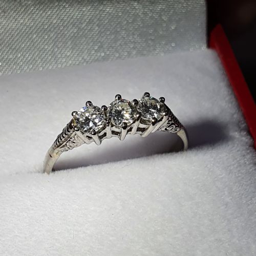 EDWARDIAN 05CT VSIEF DIAMOND TRILOGY PLATINUM RING SIZE O - ADDITIONAL PHOTO 12
