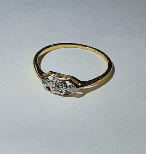 ART DECO PLATINUM SET 3 DIAMOND OPEN RING ON 18CT GOLD BAND RING SIZE O12 - ADDITIONAL PHOTO 3