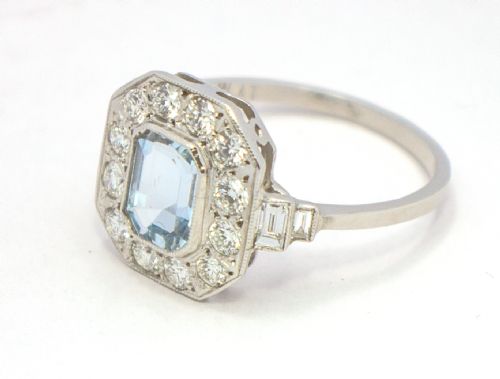 art deco 075ct baguette cut aquamarine diamond platinum ring size n12 - CATEGORY: ANTIQUE JEWELLERY - DATED 1930