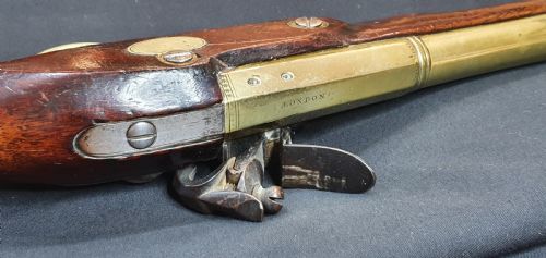 ANTIQUE 25 BORE FLINT LOCK BRASS BARRELLED HOLSTER PISTOL C1790 - ADDITIONAL PHOTO 4