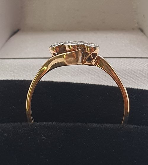 ART DECO GEOMETRIC PALLADIUM STAR SET SWIRL DIAMOND TRILOGY ON 9CT GOLD BAND RING SIZE Q - ADDITIONAL PHOTO 1