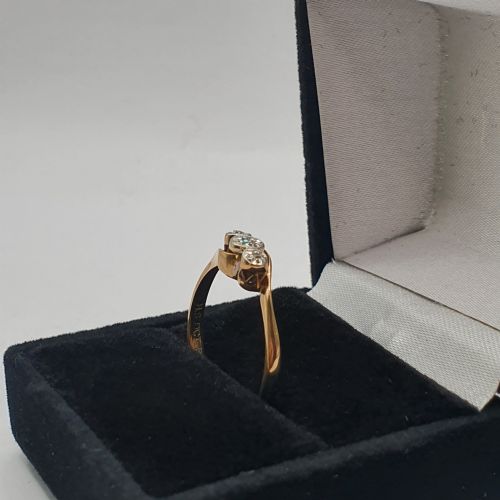 ART DECO GEOMETRIC PALLADIUM STAR SET SWIRL DIAMOND TRILOGY ON 9CT GOLD BAND RING SIZE Q - ADDITIONAL PHOTO 4