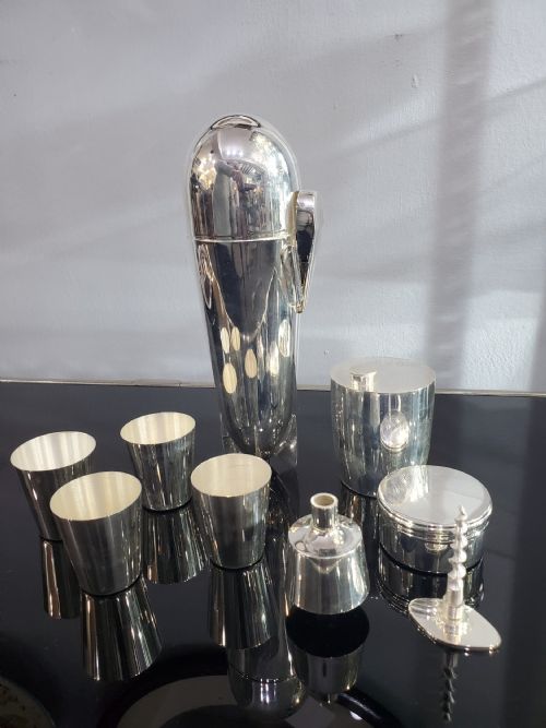 JAMES DEAKIN SON SILVER PLATED EPNS ZEPPELIN AIRSHIP COCKTAIL SHAKER SET - ADDITIONAL PHOTO 1