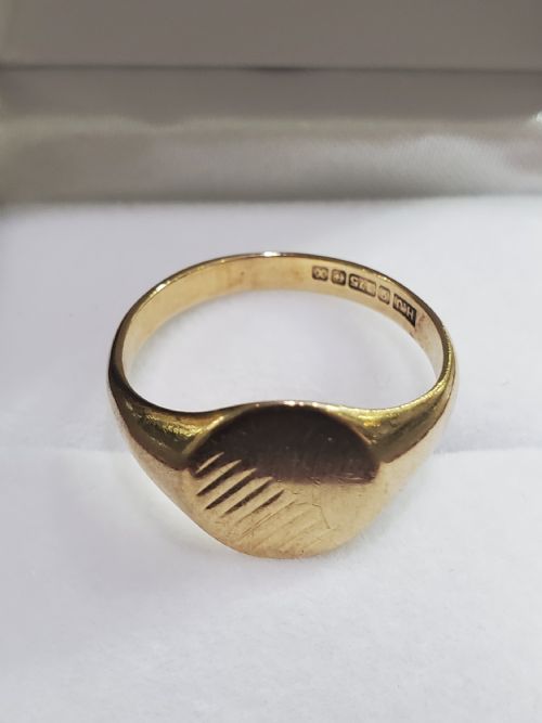 VINTAGE SIGNET RING 9CT GOLD WITH DIAGONAL ENGRAVING O12 - ADDITIONAL PHOTO 3