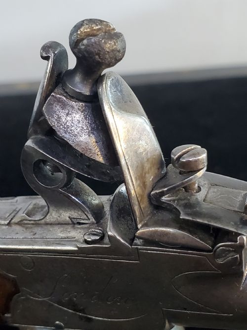 FLINTLOCK BOXLOCK TURNOFF BARRELLED POCKET PISTOL C1750 - ADDITIONAL PHOTO 4