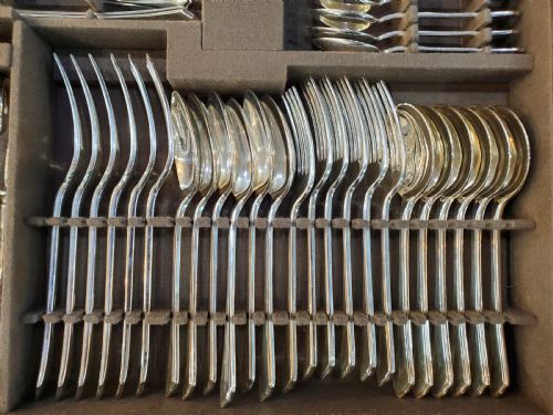 MAPPIN WEBB CANTEEN OF CUTLERY - ADDITIONAL PHOTO 1