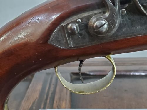 FLINTLOCK HOLSTER PISTOL BY EZEKIEL BAKER LONDON 18TH CENTURY - ADDITIONAL PHOTO 10