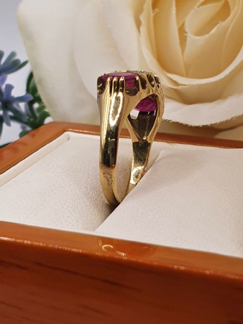 RUBY DIAMOND 18CT GOLD TRILOGY RING SIZE O - ADDITIONAL PHOTO 4