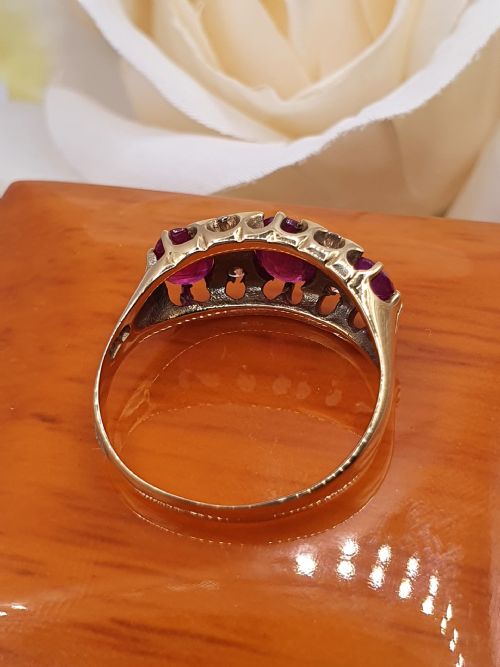 RUBY DIAMOND 18CT GOLD TRILOGY RING SIZE O - ADDITIONAL PHOTO 7