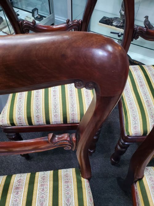 SIX VICTORIAN BALLOON BACK REGENCY STYLE MAHOGANY DINING CHAIRS C1880 - ADDITIONAL PHOTO 3