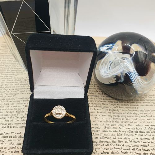 ART DECO DIAMOND 18CT GOLD CLUSTER RING SIZE T12 - ADDITIONAL PHOTO 1