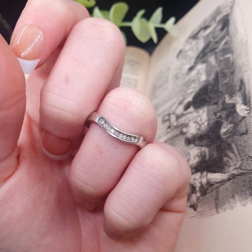 18CT WHITE GOLD DIAMOND WISHBONE RING SIZE R - ADDITIONAL PHOTO 6