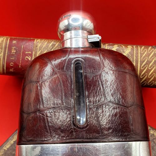 JAMES DIXON SOLID SILVER CROCODILE HIP FLASK HALLMARKED SHEFFIELD 1909 - ADDITIONAL PHOTO 1
