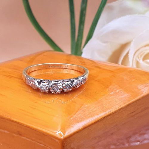 ART DECO DIAMOND PLATINUM SHOULDER TRILOGY RING SIZE O - ADDITIONAL PHOTO 5