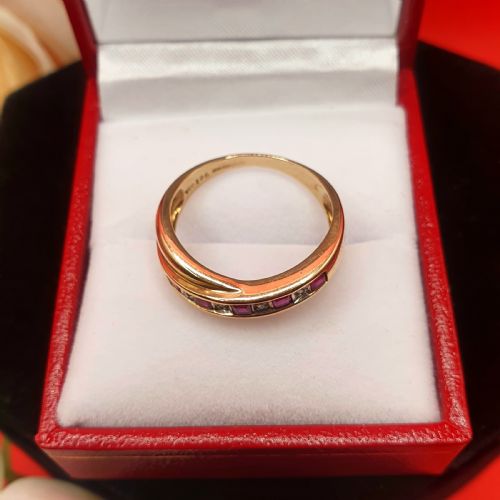 RUBY DIAMOND 9CT GOLD HALF ETERNITY CROSSOVER RING SIZE P - ADDITIONAL PHOTO 2