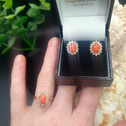 CORAL DIAMOND HALO ON 18CT GOLD EARRING AND RING SET SIZE K12 - ADDITIONAL PHOTO 15