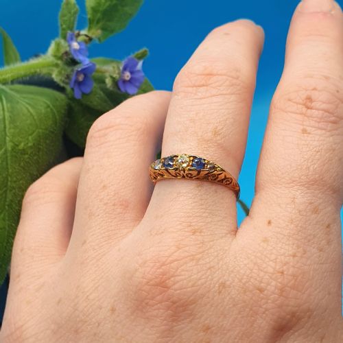 EDWARDIAN 18CT GOLD DIAMOND SAPPHIRE RING DATED 1901 SIZE N - ADDITIONAL PHOTO 10