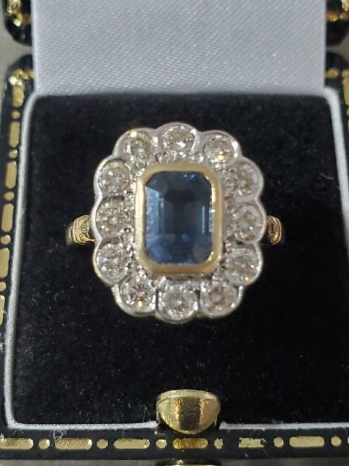 ART DECO DESIGN EMERALD CUT SAPPHIRE DIAMOND RING VALUATION 2950 - ADDITIONAL PHOTO 6