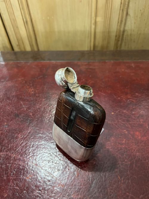 MAPPIN WEBB SILVER PLATED CROCODILE SKIN HIP FLASK C1910 - ADDITIONAL PHOTO 2