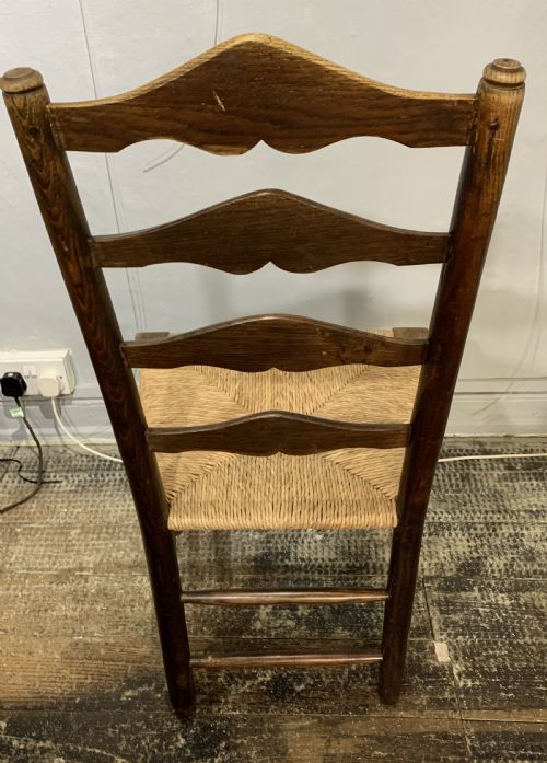 EARLY VICTORIAN X6 LADDER BACK ELM DINING CHAIRS C1840 - ADDITIONAL PHOTO 6
