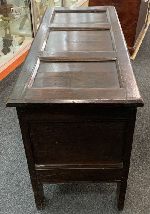 OAK COFFER C1740 - ADDITIONAL PHOTO 1