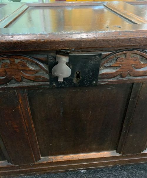 OAK COFFER C1740 - ADDITIONAL PHOTO 2