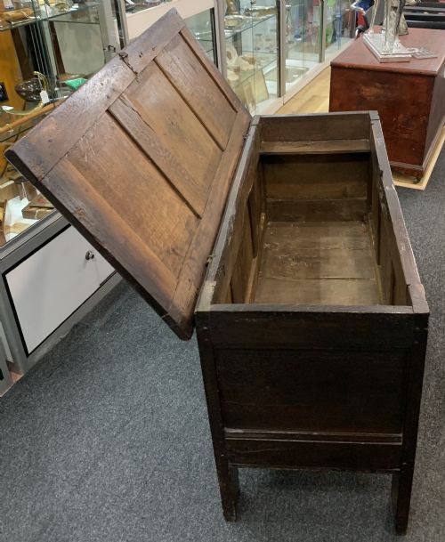 OAK COFFER C1740 - ADDITIONAL PHOTO 5